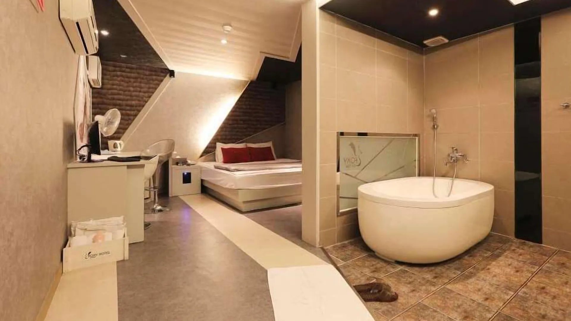 Foxy Motel 釜山 2*,  韩国