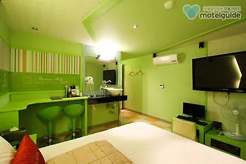 Foxy Motel Busan Hotel