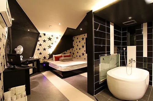 Hotel Foxy Motel Busan
