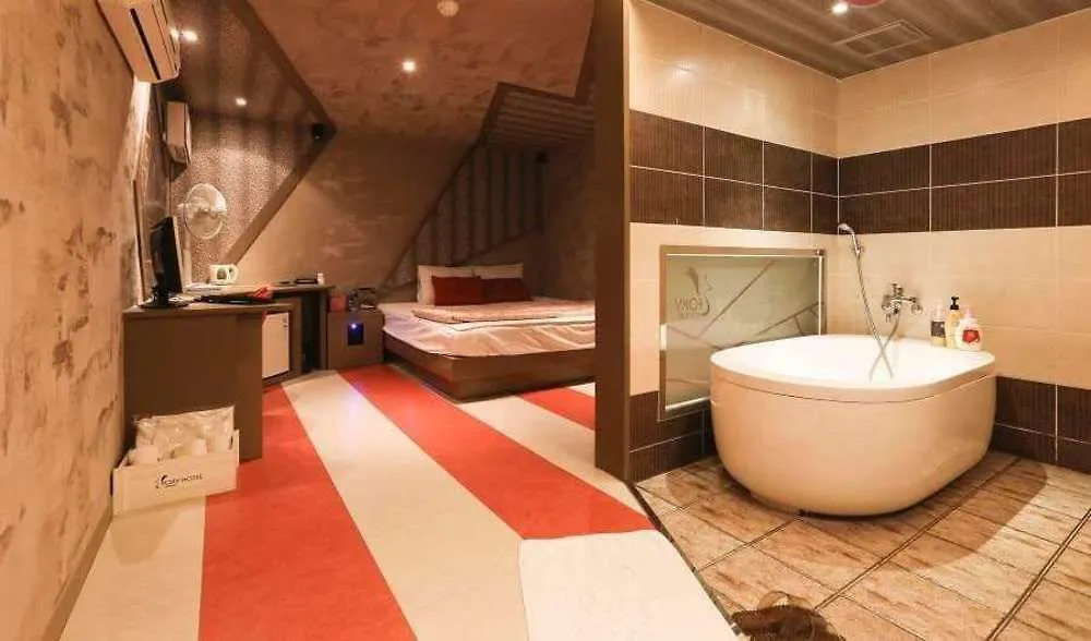 酒店 Foxy Motel 釜山